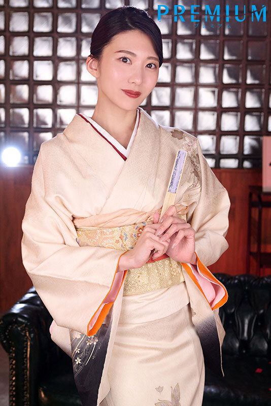 《菊内留香》周末休息，俩两口居家激情自拍老婆口技一流